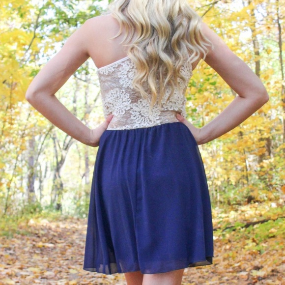 One Shoulder Navy Cream sequin chiffon dress. - Picture 5 of 6